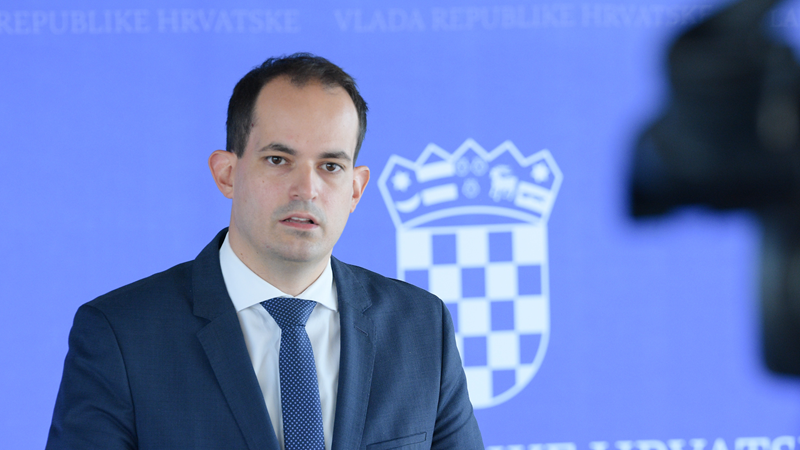 Malenica: Neshvatljiva sudska odluka, ali i oporbene imputacije. Vlada jasno podržava slobodu medija